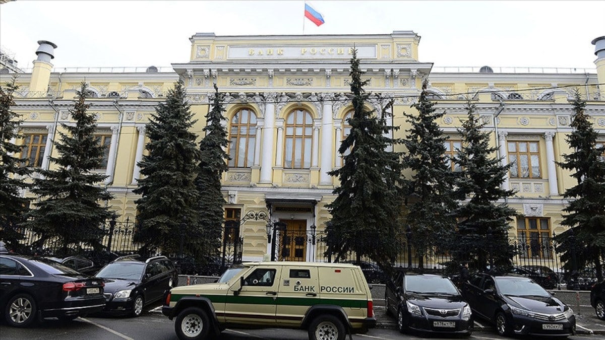 1711199156 290 Rusya Merkez Bankasi politika faizini sabit tuttu