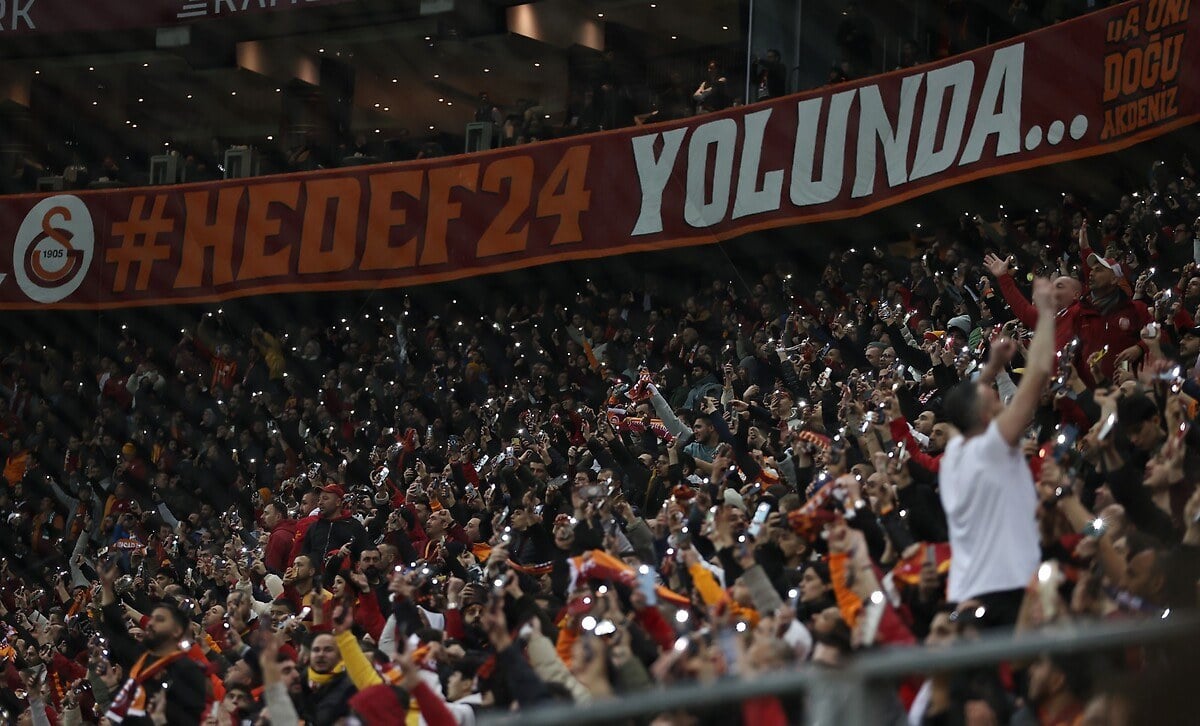 1713178322 219 Galatasarayda kombine yenileme ucretleri belli oldu